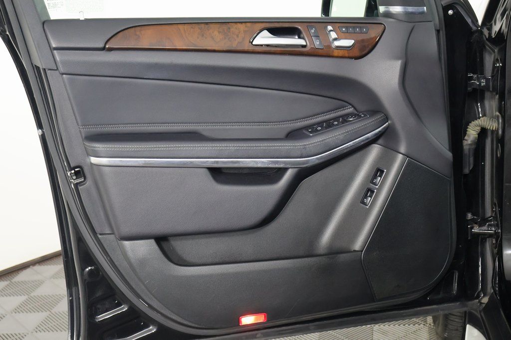 Thumbnail: 2019 Mercedes-Benz GLS - 13