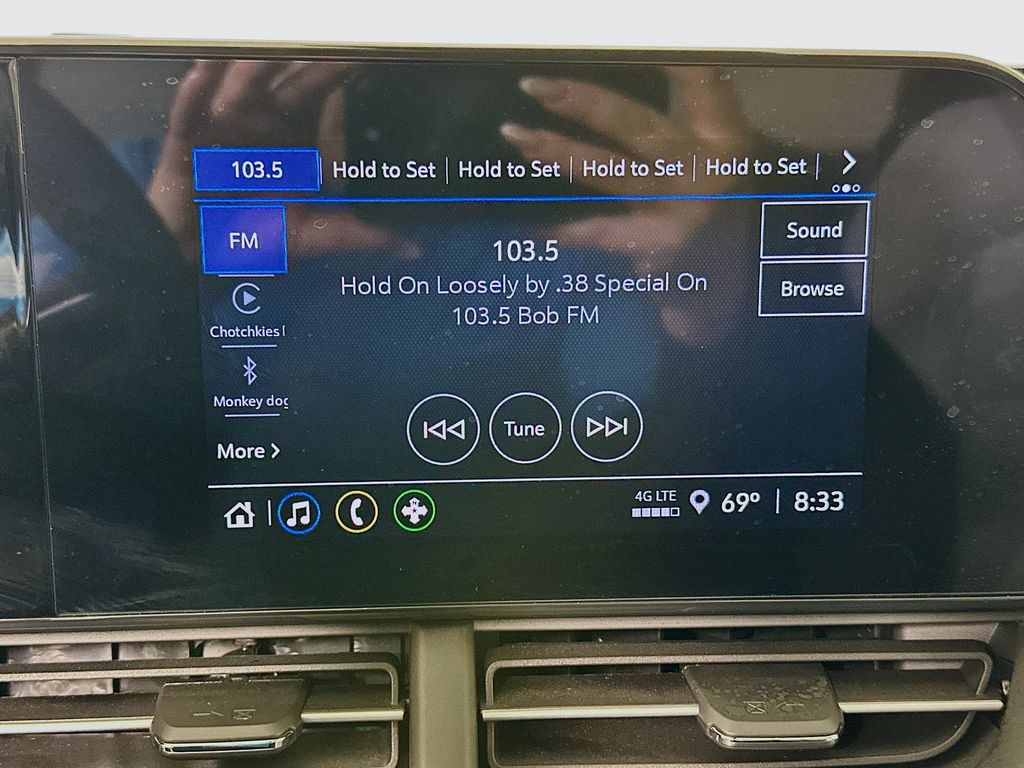 Thumbnail: 2024 Chevrolet Trax - 14