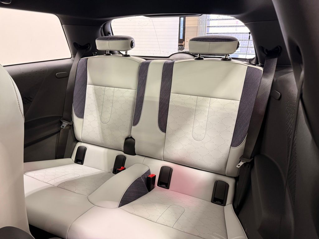 Thumbnail: 2026 MINI Cooper - 19