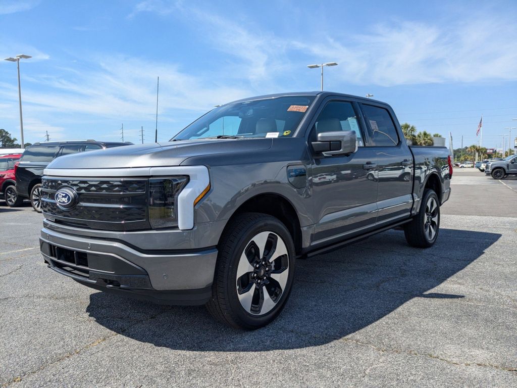 2025 Ford F-150 Lightning Platinum