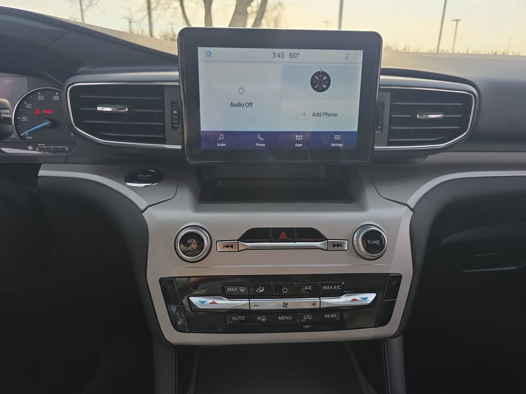 Certified Used 2024 Black Ford XLT image 29