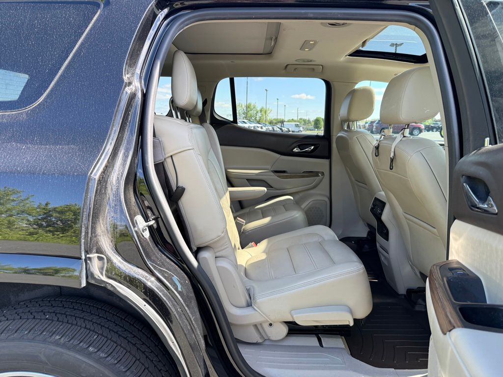 2017 GMC Acadia