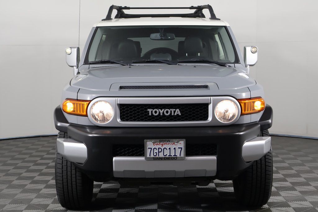 Thumbnail: 2014 Toyota FJ Cruiser - 2