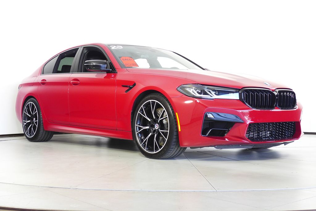Thumbnail: 2023 BMW M5 - 4