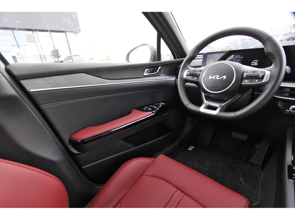 New 2026 Kia K5 Sedan