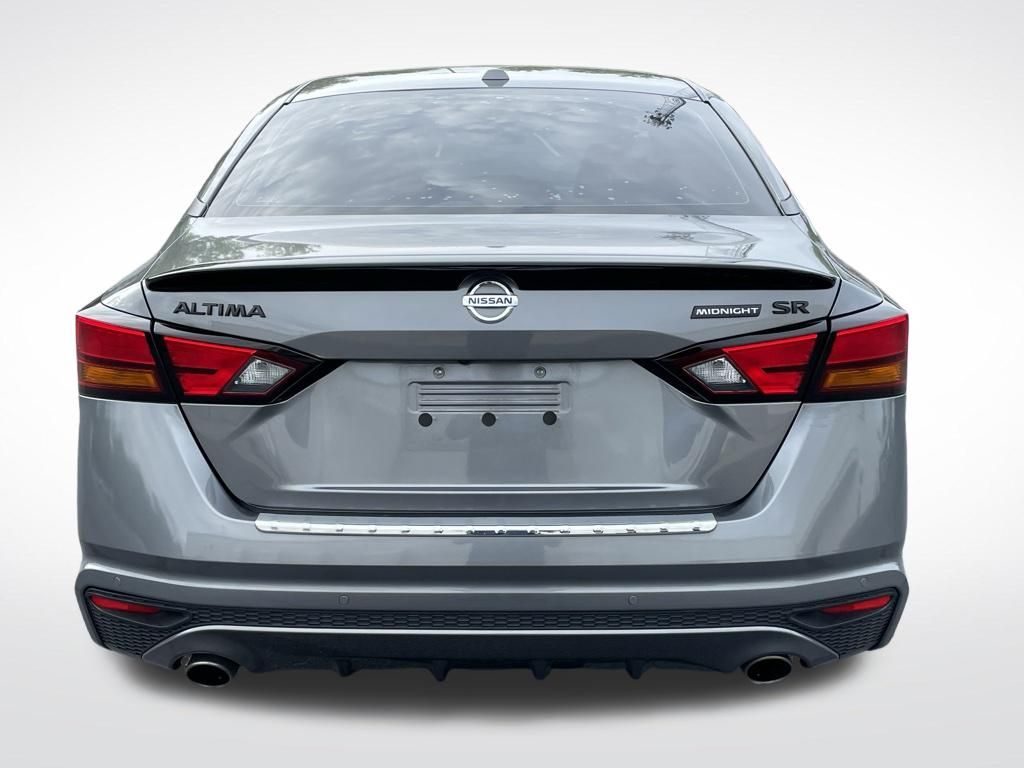 Thumbnail: 2022 Nissan Altima - 4
