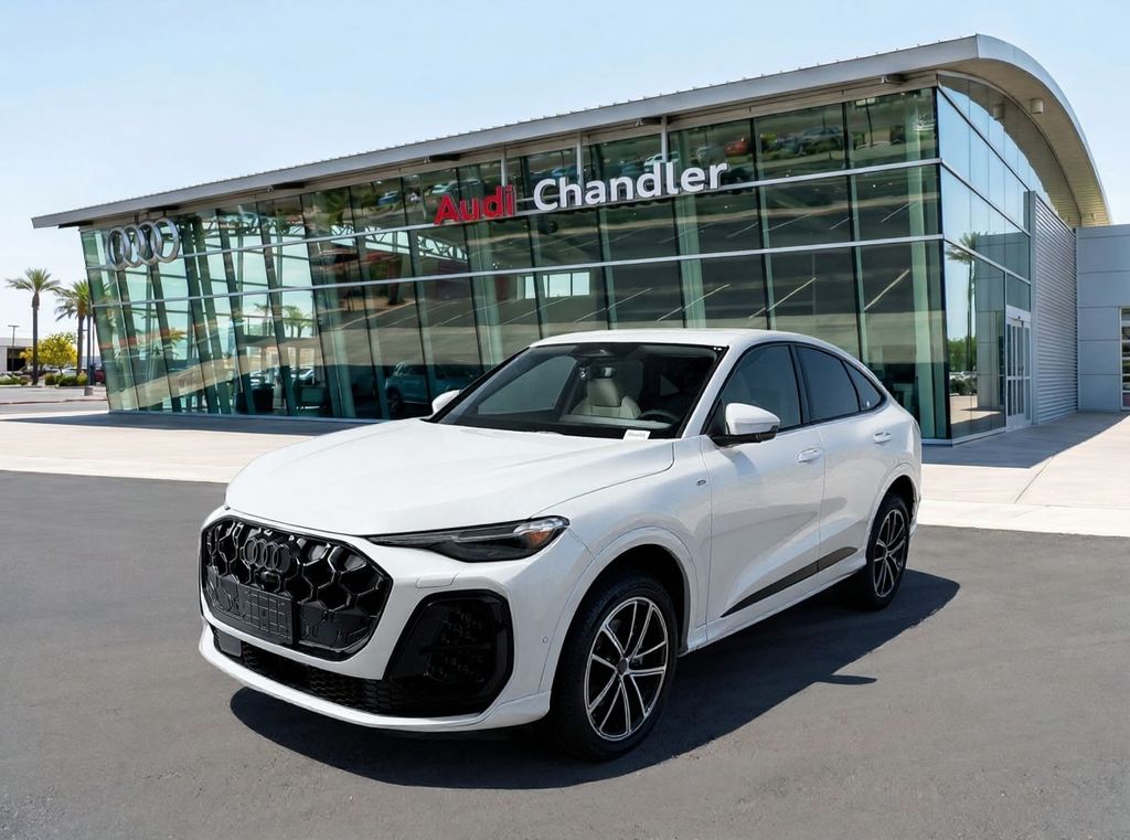 Glacier White Metallic 2026 Audi Q5 Sportback Sedan All-Wheel Drive 7-Speed Automatic