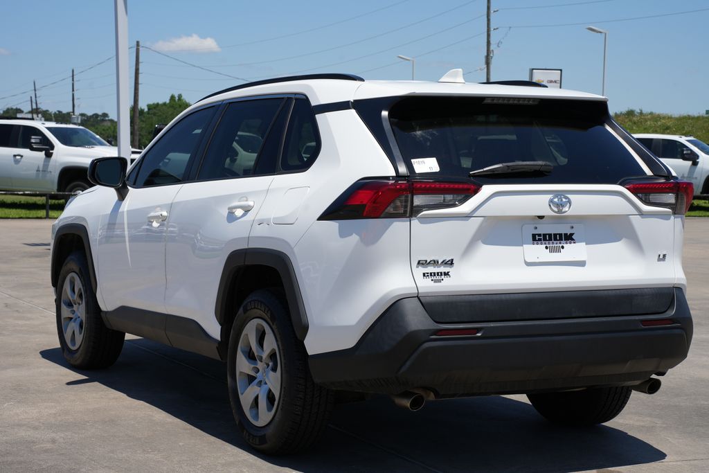 2021 Toyota RAV4 LE White at Baytown Hyundai
