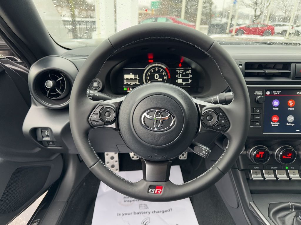 2025 Toyota GR86 Premium photo