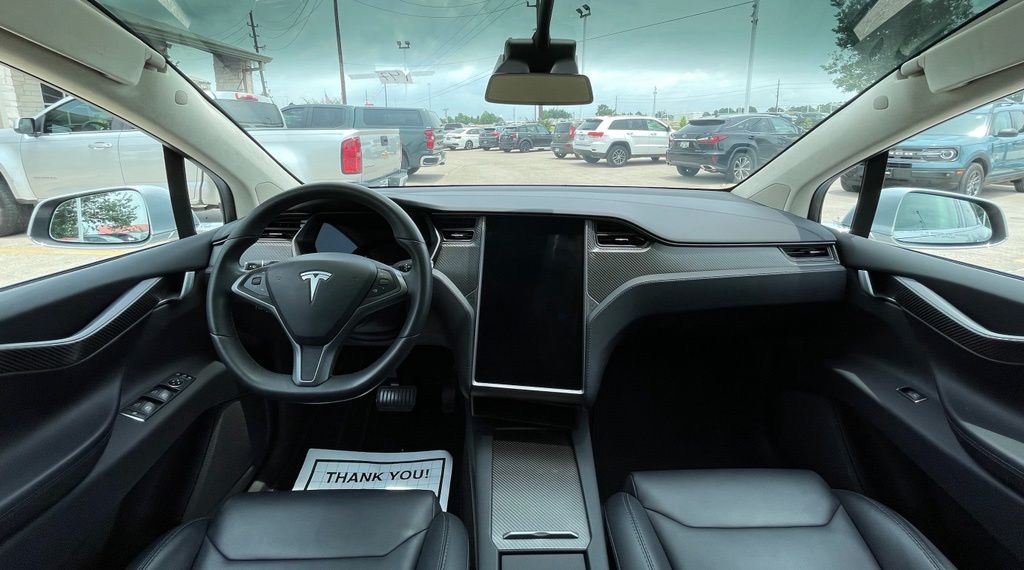 2018 Tesla Model X 75D Silver at Autostrade