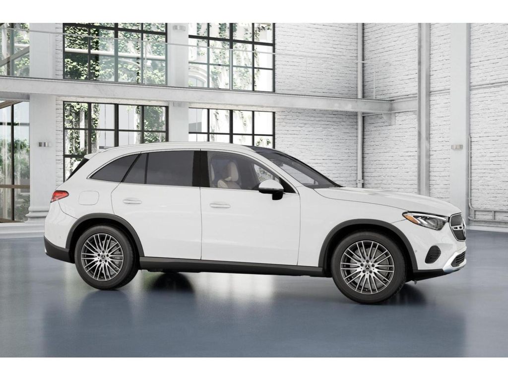 2025 Mercedes-Benz GLC 300 14