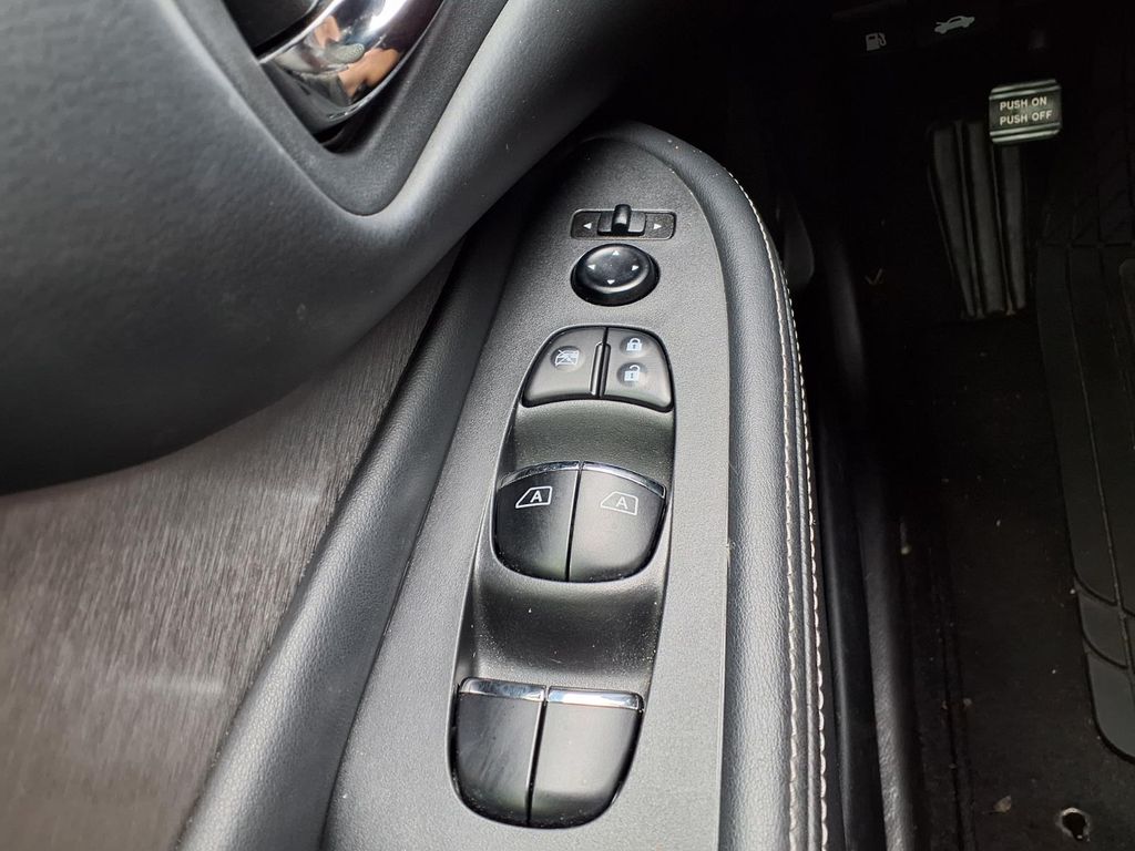 2020 Nissan Murano SL Black at AutoSavvy Houston Northwest