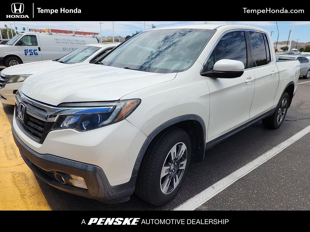 Diamond White Pearl 2018 Honda Ridgeline Pickup Truck All-Wheel Drive 6-Speed Automatic