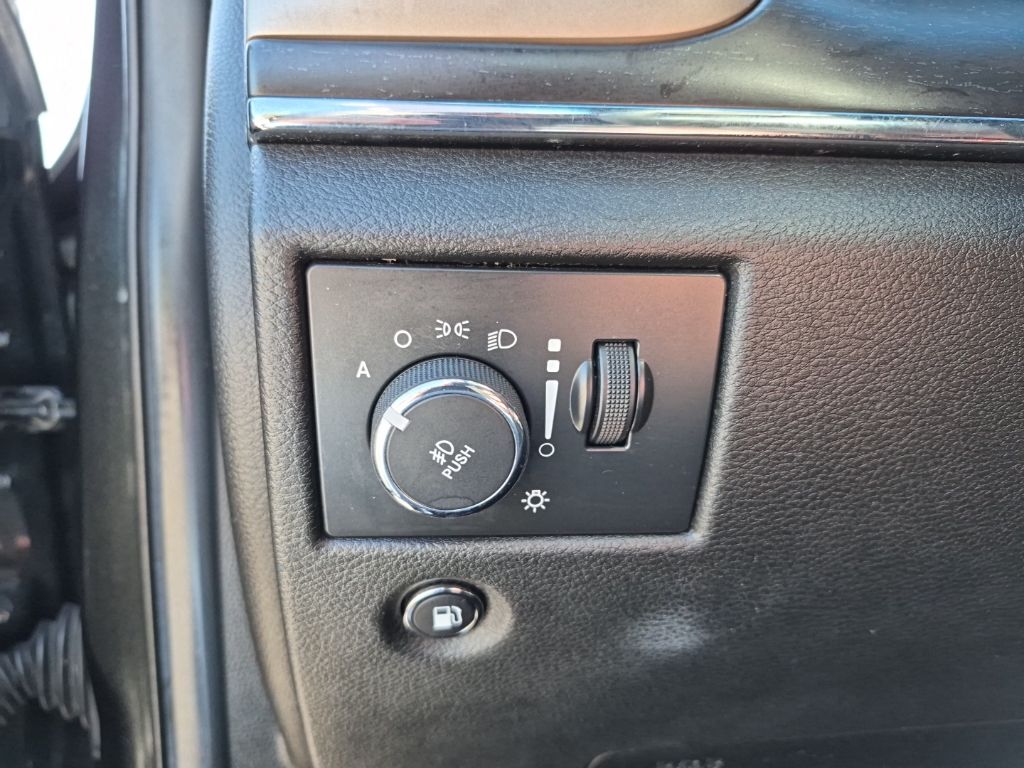 Used Car 2014 Jeep Grand Cherokee  Limited For Sale Under $10,000 In Austin, Texas