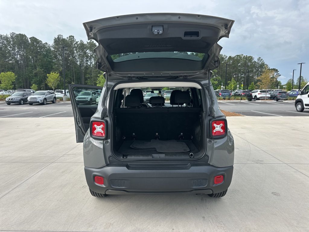 2019 Sting-Gray Clearcoat Jeep Renegade Sport FWD SUV