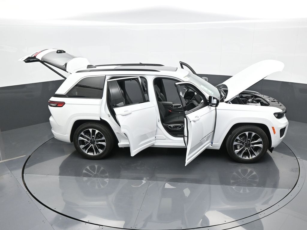 Used 2024 Bright White Clearcoat Jeep Overland image 72