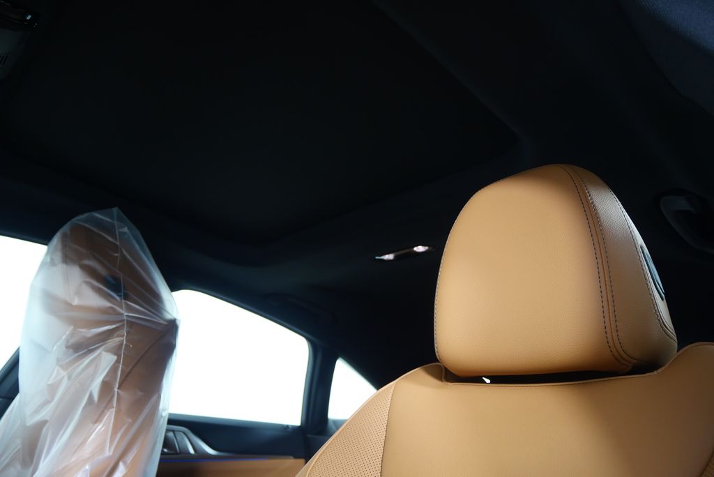 2025 BMW i4 eDrive40 12