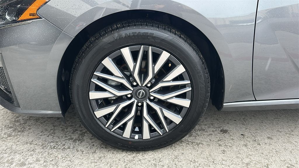 2025 Nissan Altima 2.5 SV Gray at Bravo Nissan