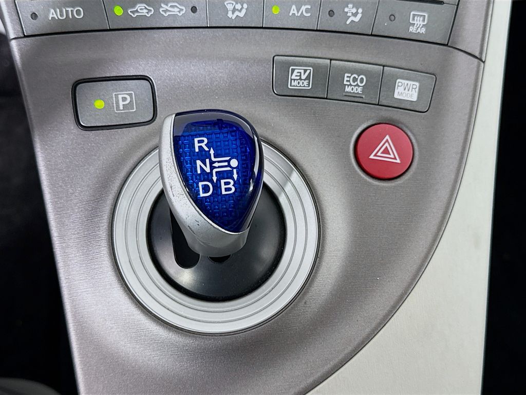 Thumbnail: 2012 Toyota Prius - 16