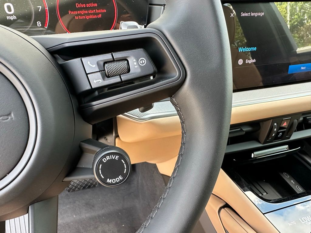 Thumbnail: 2026 Porsche Cayenne - 17