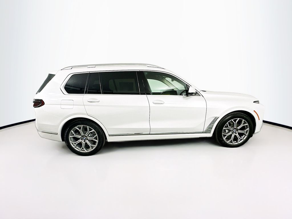 2025 BMW X7 xDrive40i 4