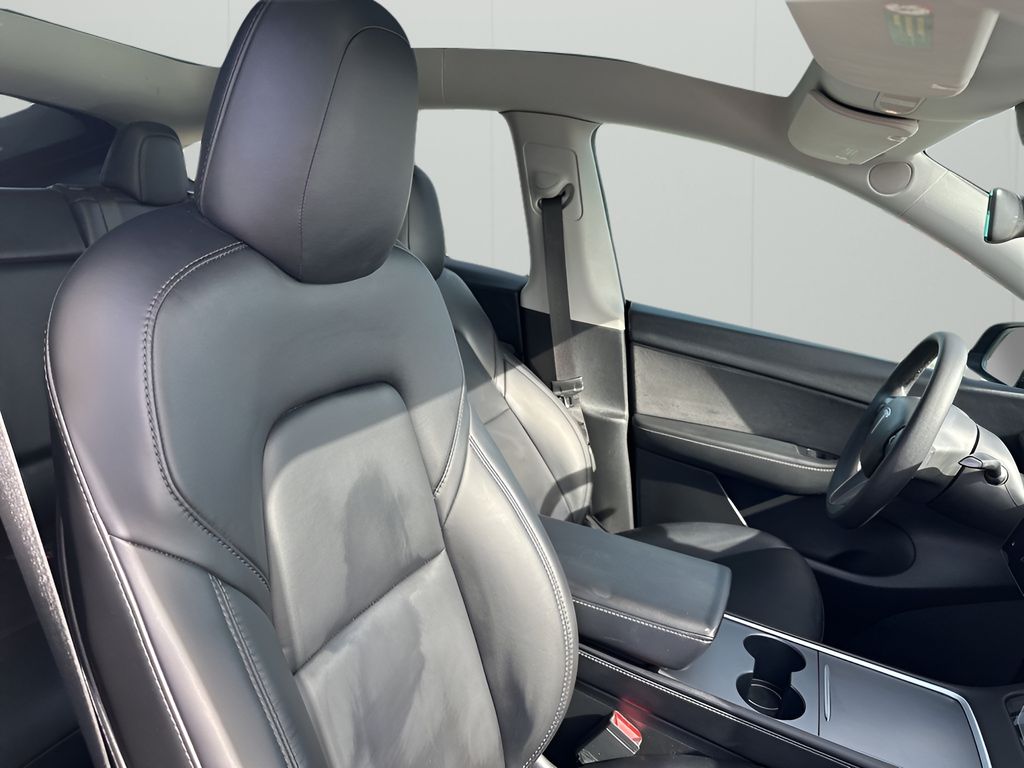 Used Car 2022 Tesla Model Y  Long Range For Sale Under $30,000 In Austin, Texas