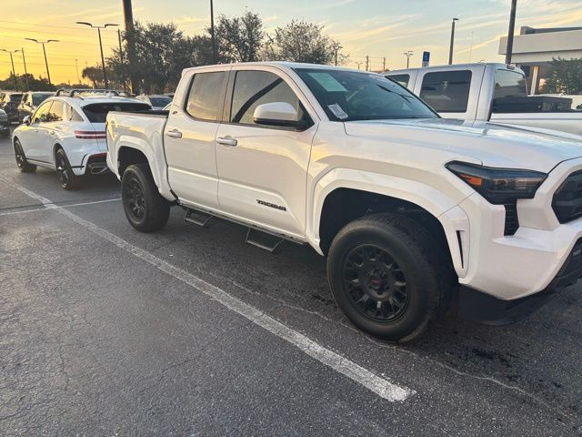 2024 Toyota Tacoma SR5 Double Cab 4WD