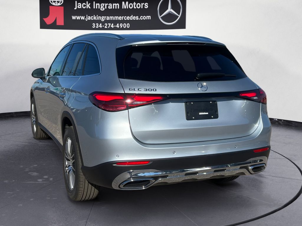 new 2026 Mercedes-Benz GLC car