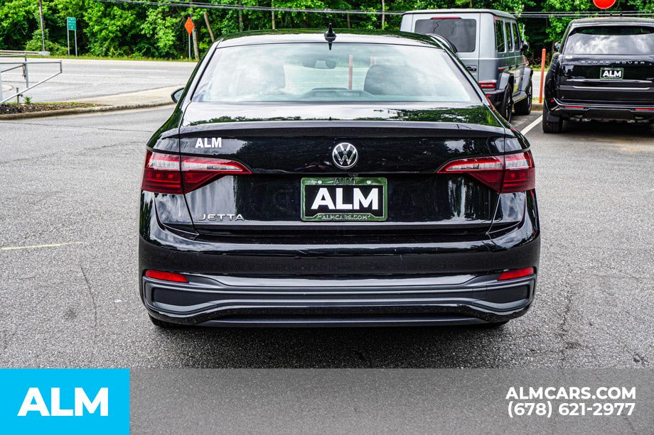 Used 2024 Gray Volkswagen 1.5T S image 11