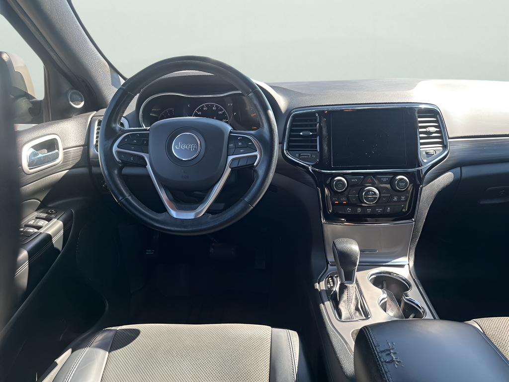 Used Car 2020 Jeep Grand Cherokee  Altitude For Sale Under $25,000 In Austin, Texas