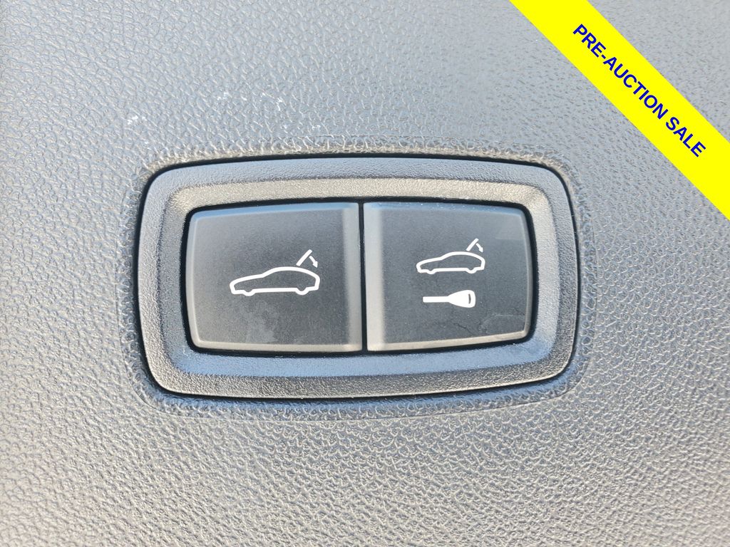 Used 2023 Porsche Cayenne SUV