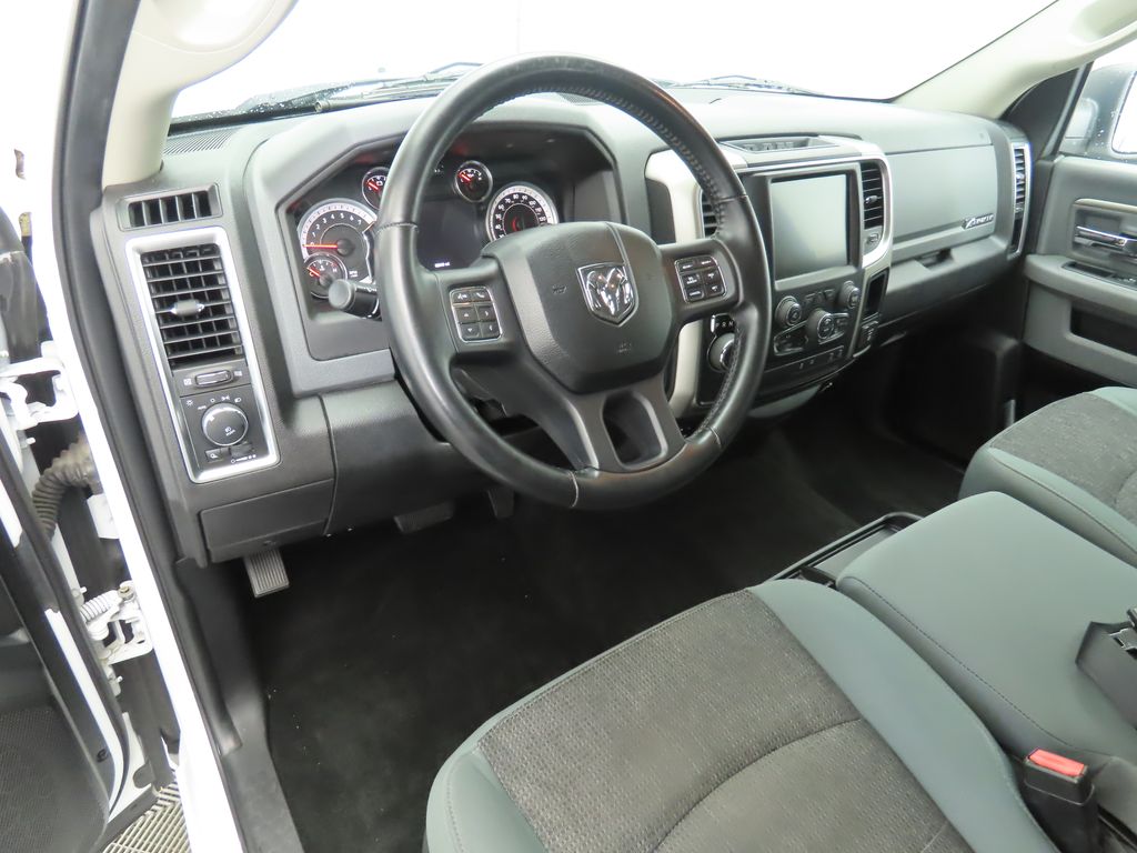 Thumbnail: 2017 RAM 1500 - 9