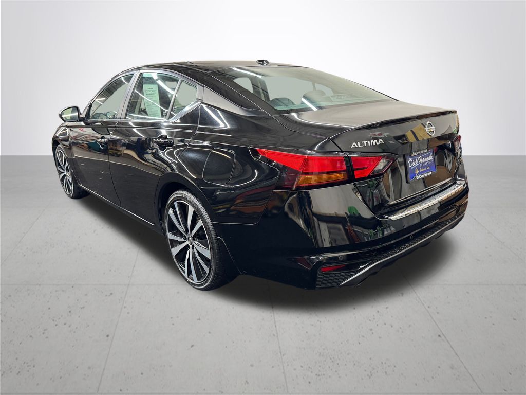 2022 Nissan Altima 2.5 SR