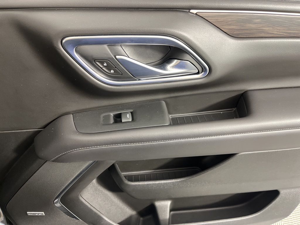 Thumbnail: 2021 Chevrolet Tahoe - 24