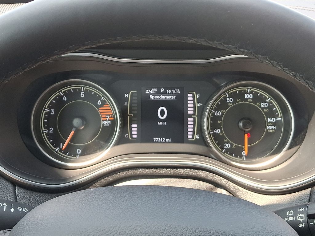 2019 Jeep Cherokee Latitude 20