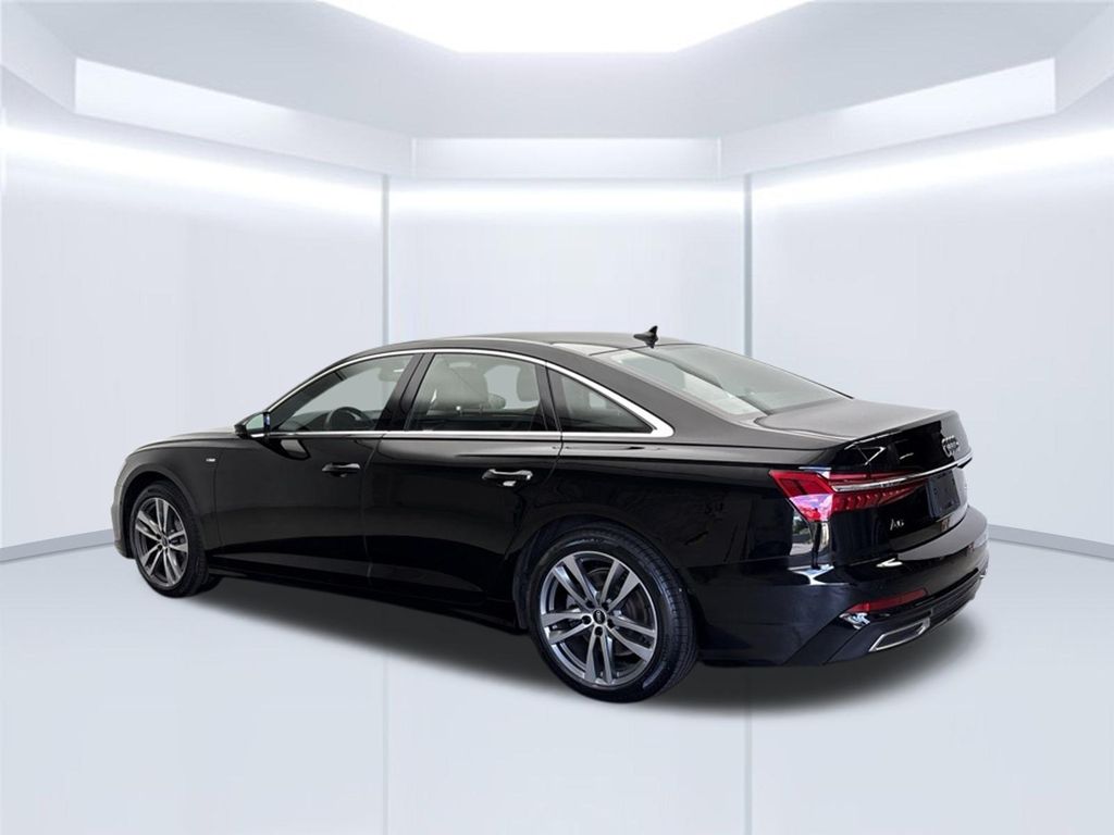 Thumbnail: 2021 Audi A6 - 3