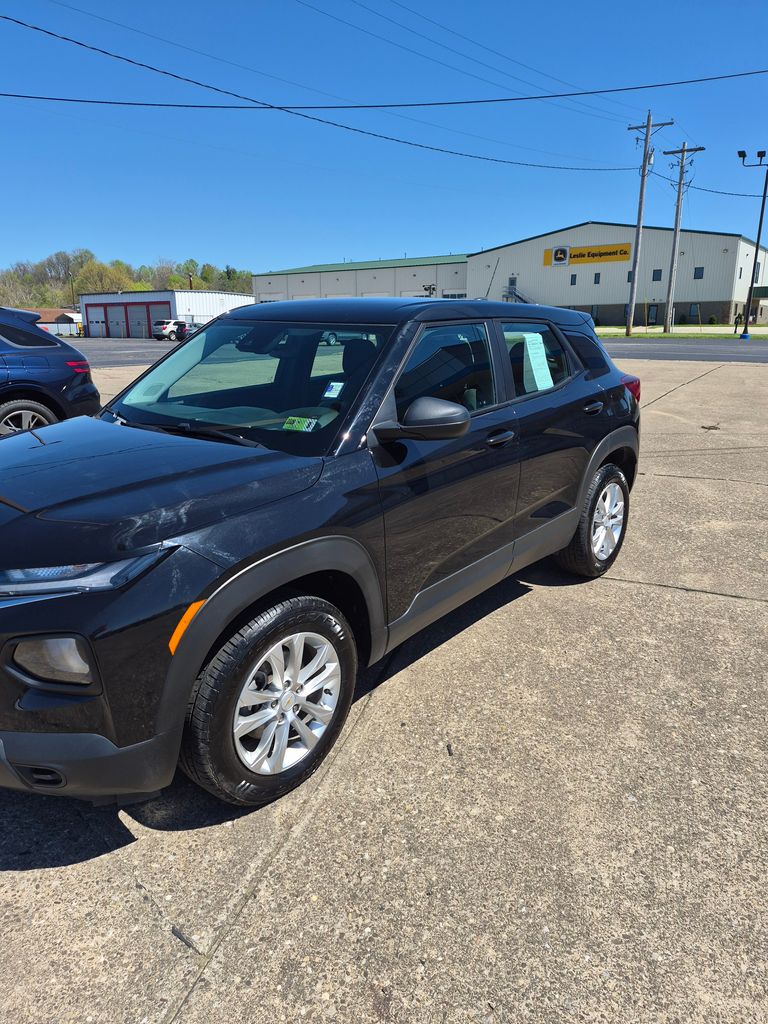 Mosaic Black Metallic 2023 Chevrolet Trailblazer LS AWD SUV / Crossover Four-Wheel Drive 9-Speed Automatic
