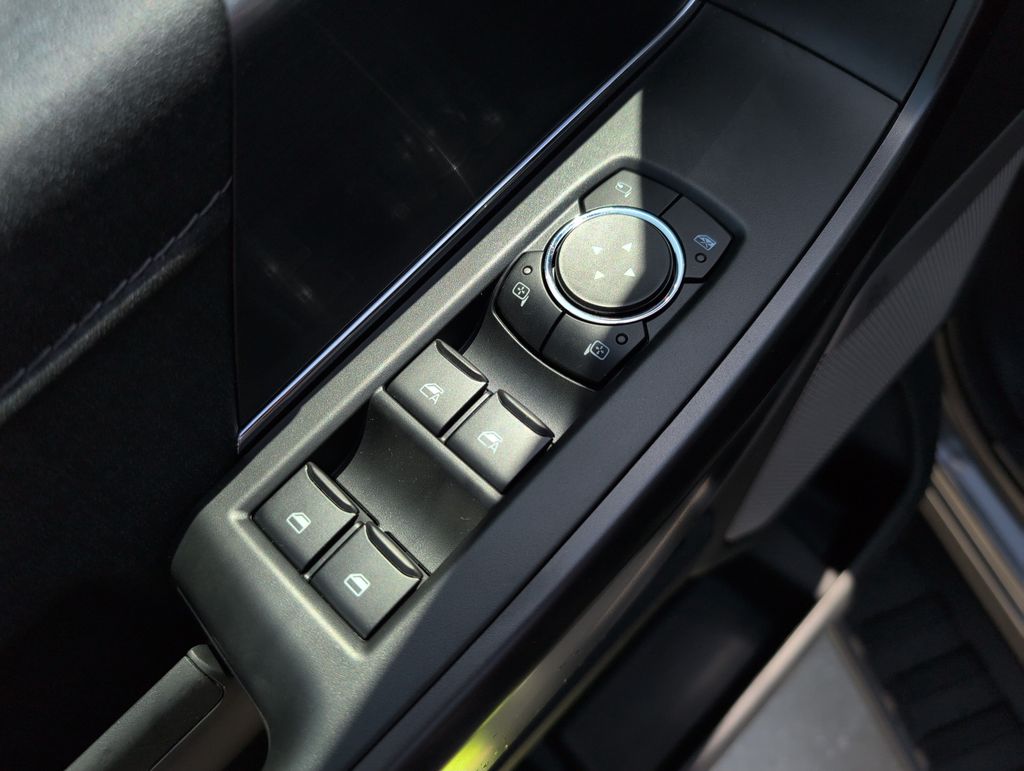 New 2026 Gray Ford Lariat image 29