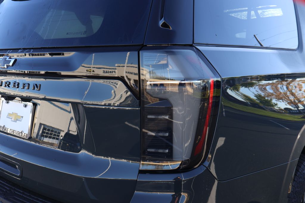 Thumbnail: 2026 Chevrolet Suburban - 7