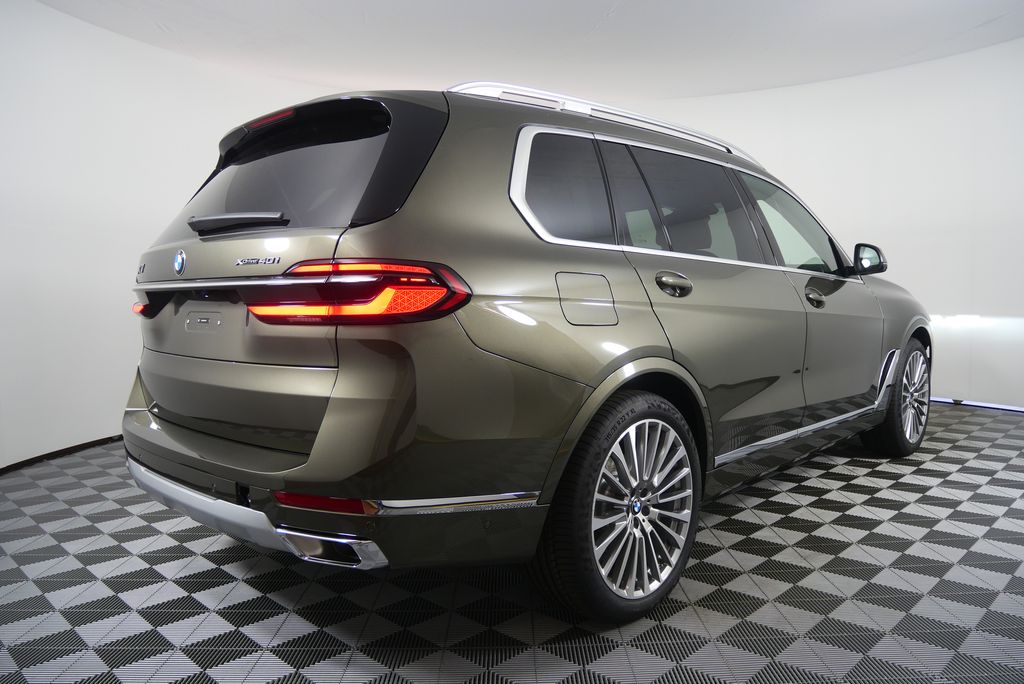 Thumbnail: 2026 BMW X7 - 3