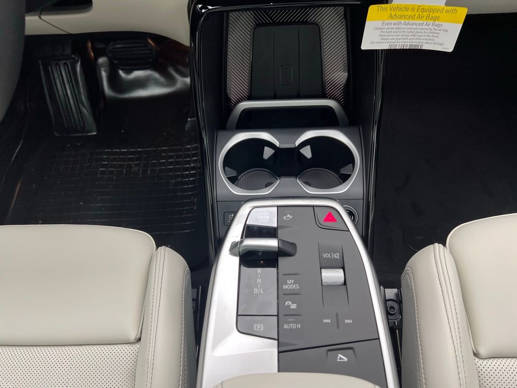 Thumbnail: 2026 BMW X1 - 11