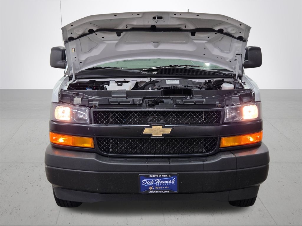 2023 Chevrolet Express 3500 LS