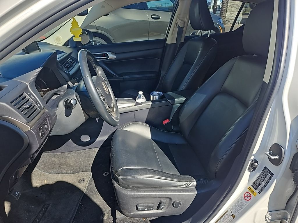 Thumbnail: 2014 Lexus CT - 5