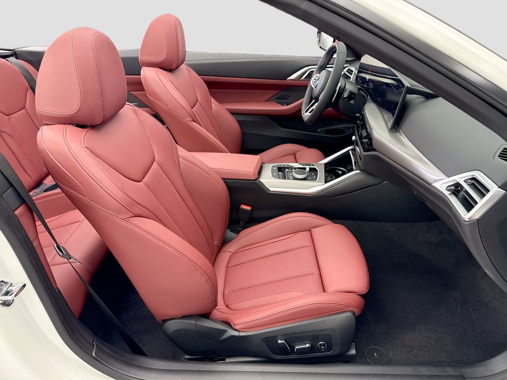 Thumbnail: 2026 BMW 4 Series - 18