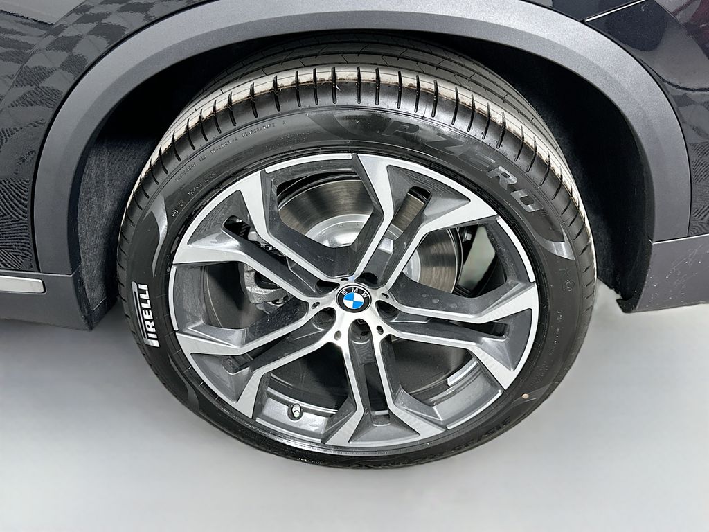 Thumbnail: 2026 BMW X5 - 23