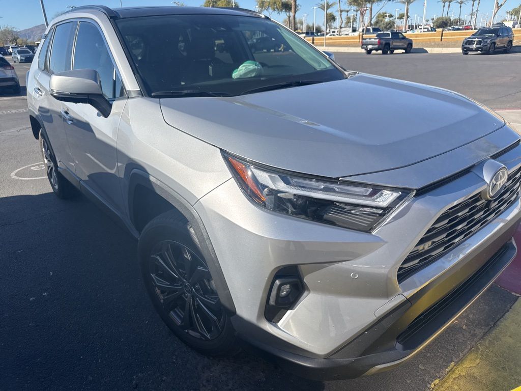 2023 Toyota RAV4 Limited 3