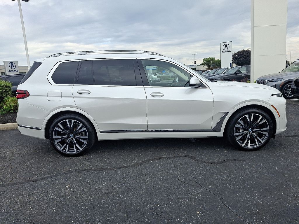 Thumbnail: 2024 BMW X7 - 7