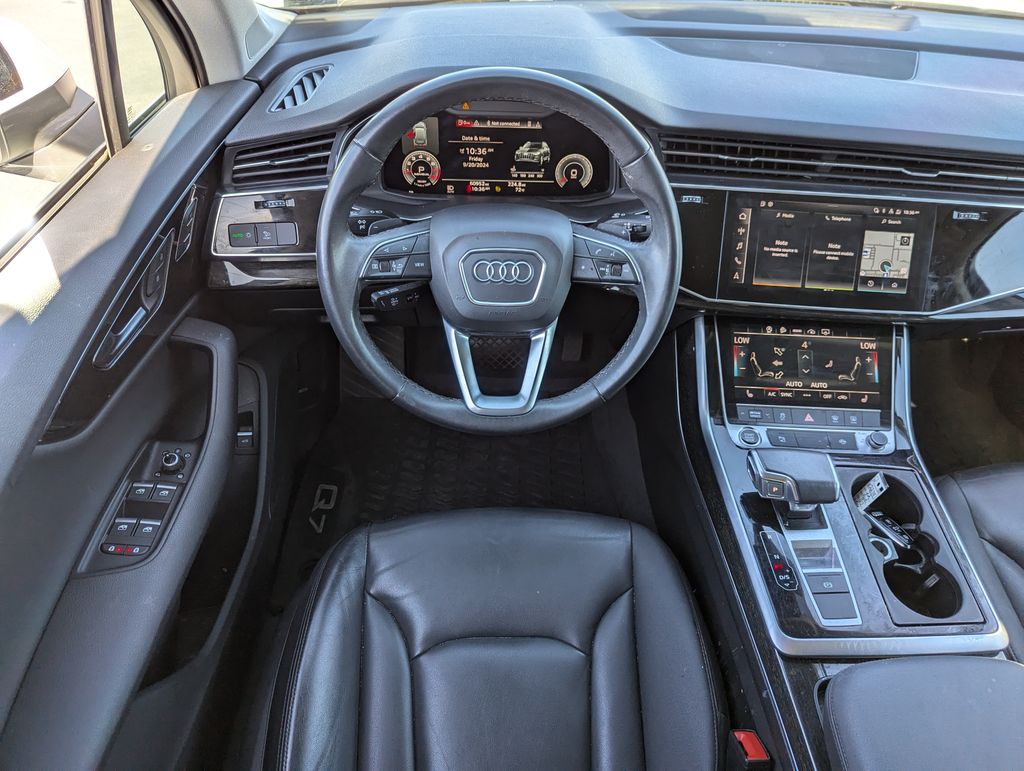 2022 Audi Q7 45 Premium Plus 29