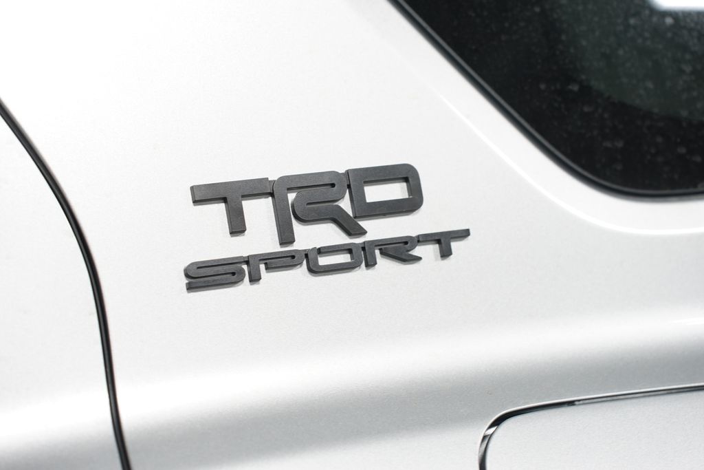 Thumbnail: 2025 Toyota 4Runner - 11