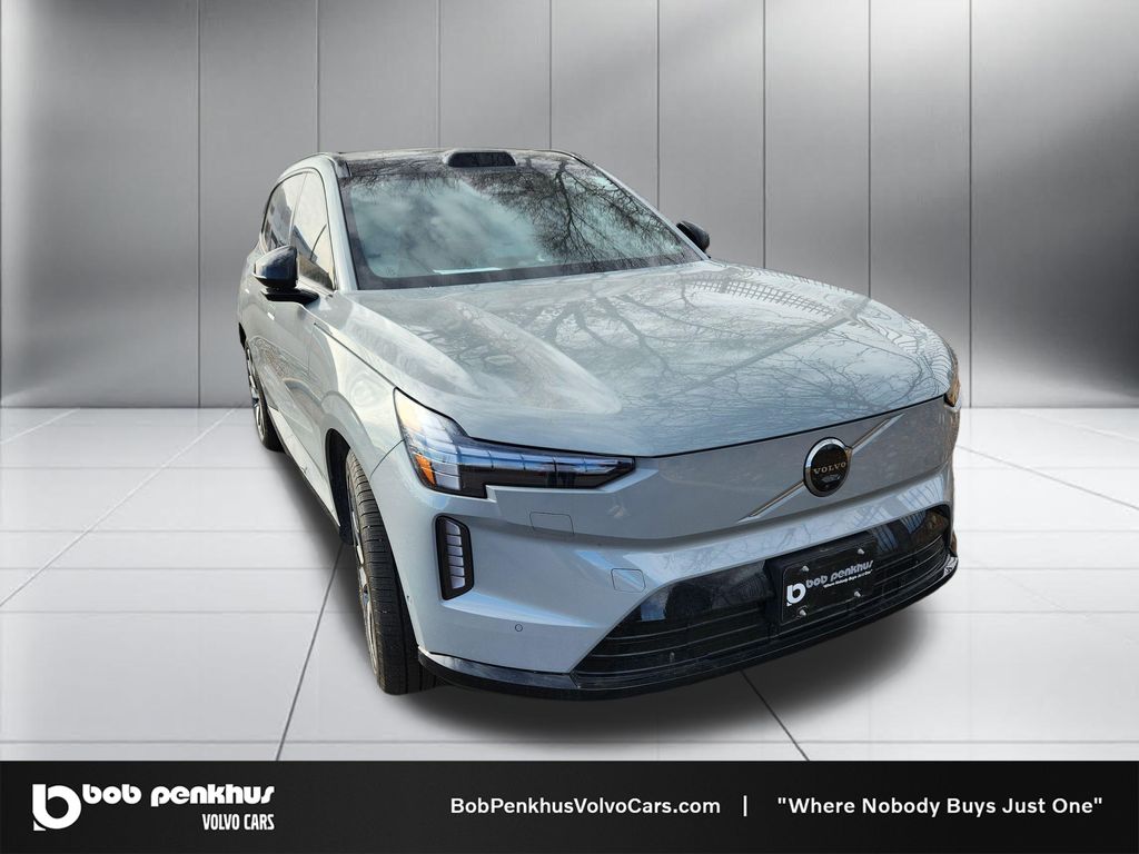 2025 Volvo EX90 Twin Performance Ultra 7-Passenger eAWD